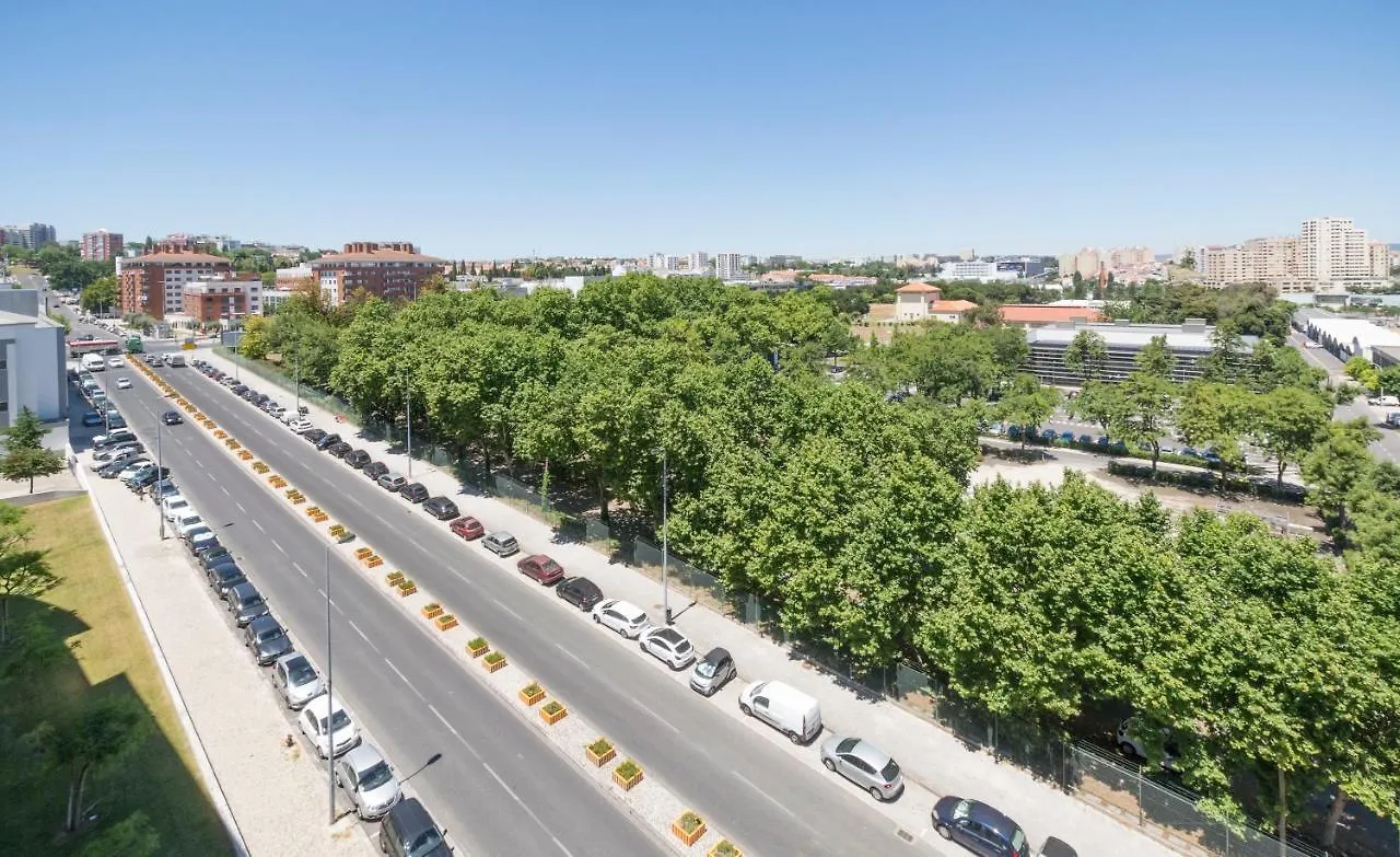 Metrocity One Bedroom Apartment - A/C & Swimming Pool Lisboa